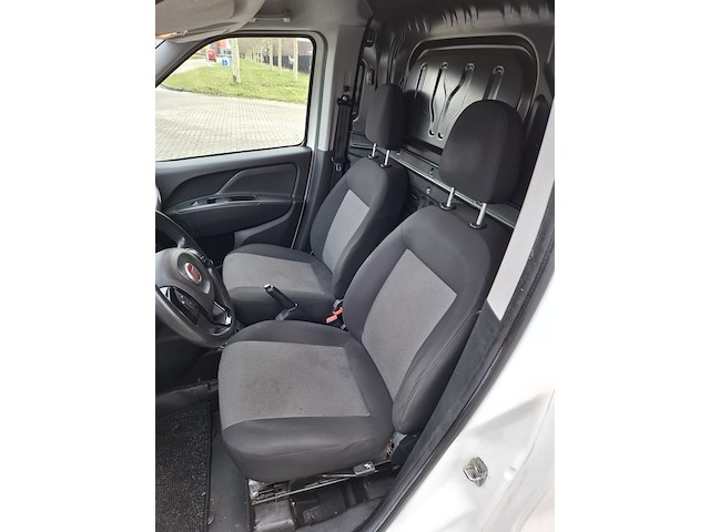 Bestelwagen fiat, doblo, n.v.t., bouwjaar 2016 - afbeelding 27 van  46