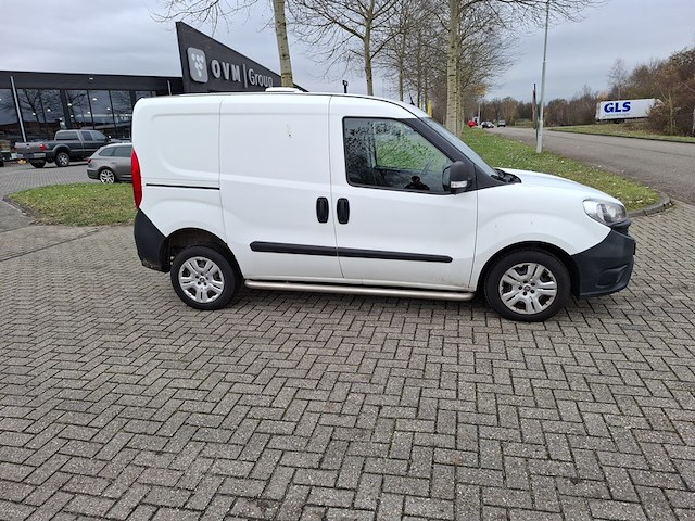 Bestelwagen fiat, doblo, n.v.t., bouwjaar 2016 - afbeelding 43 van  46