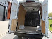Bestelwagen iveco daily 35c14 met kenteken vhk-04-n. datum eerste toelating 26-09-2018. apk vervaldatum 02-... - afbeelding 11 van  26
