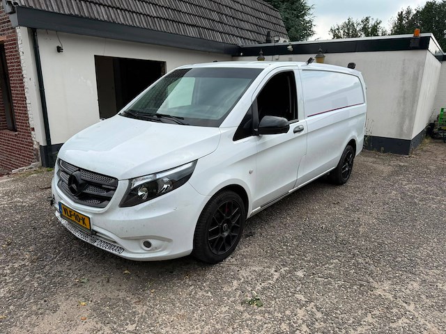 Bestelwagen mercedes-benz vito diesel 191pk 2019 - afbeelding 1 van  1