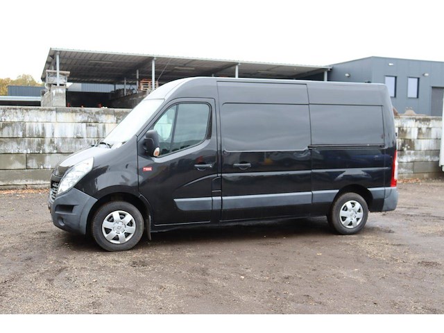 Bestelwagen renault master diesel 131pk 2017 - afbeelding 1 van  1