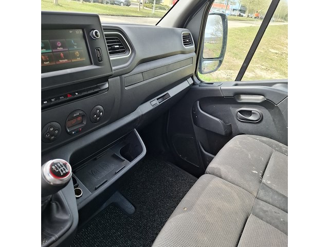 Bestelwagen, renault, master, grijs, 2022 - afbeelding 31 van  43