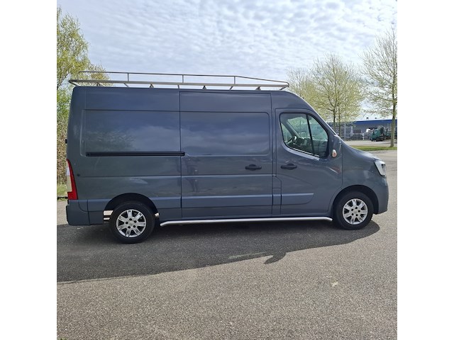 Bestelwagen, renault, master, grijs, 2022 - afbeelding 39 van  43