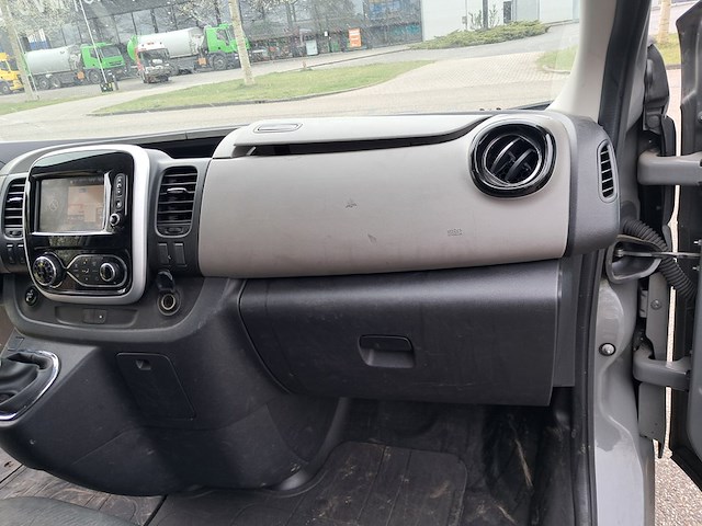 Bestelwagen, renault, trafic, 2017 - afbeelding 36 van  48