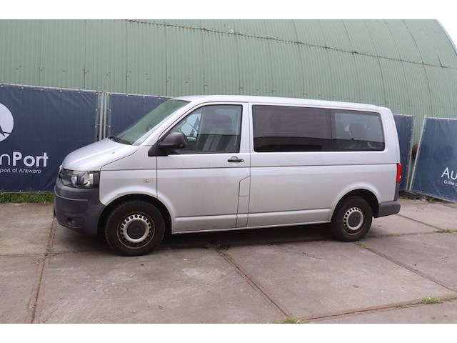 Bestelwagen volkswagen caravelle kombi comfortline diesel 102pk 2013 (marge) - afbeelding 1 van  1
