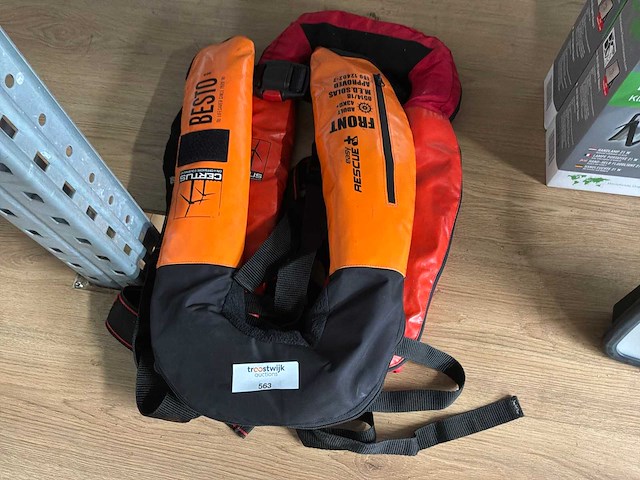 Besto reddingsvest - afbeelding 1 van  2