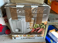 Bestron stofzuiger en divers - afbeelding 1 van  1