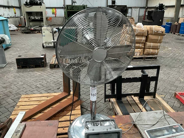 Bestron ventilator en lamp - afbeelding 1 van  4