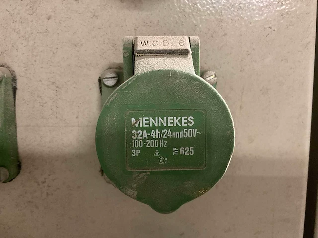 Besturingkast en elektromotor - afbeelding 6 van  8