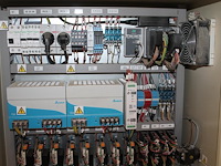 Besturingskast sprai prospayer ts op verrijdbare bok met verrijdbare pompunit met 8 pompen. april 2025. - afbeelding 6 van  9