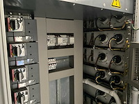 Besturingskasten in zeecontainer - afbeelding 10 van  21