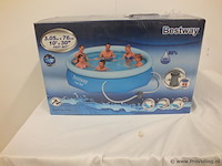 Bestway zwembad met filterpomp - afbeelding 1 van  2