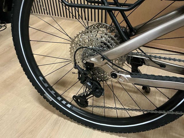 Besv trs 150 urban 1.1 size s elektrische fiets - afbeelding 11 van  26