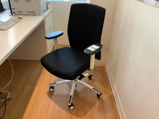 Beta bureaustoel - afbeelding 1 van  6