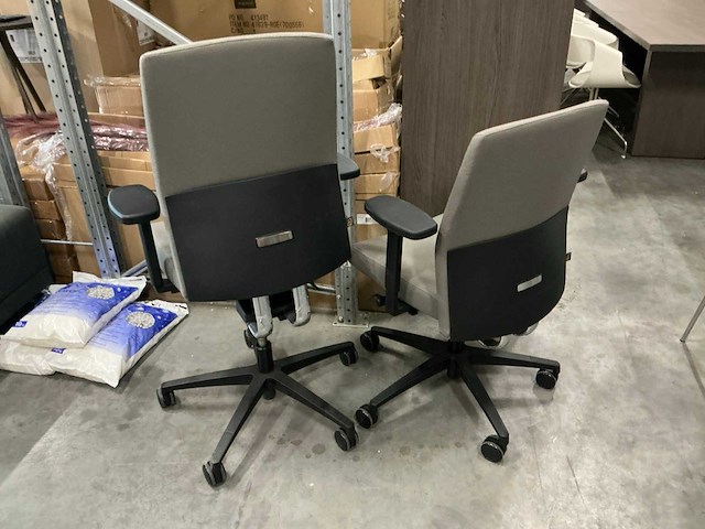 Bèta bureaustoelen (2x) - afbeelding 2 van  3