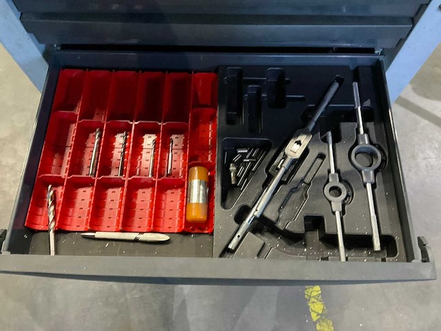 Beta c28 gereedschapswagen - afbeelding 10 van  10