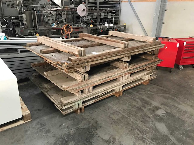 Beto - beton stortschotten - afbeelding 1 van  2