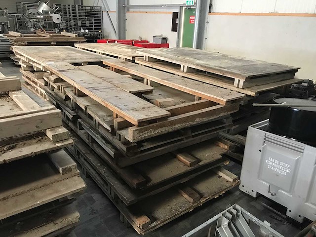 Beto - beton stortschotten - afbeelding 2 van  2