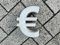 Beton €-teken klein