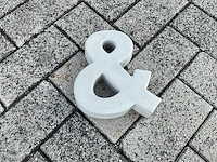 Beton &-teken klein - afbeelding 5 van  5
