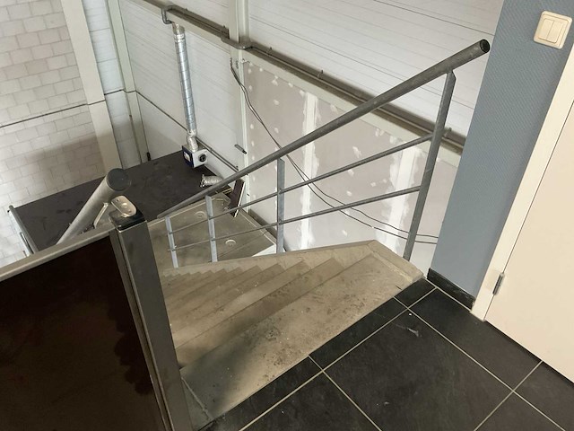 Beton betonnen trap 2 verdiepingen - afbeelding 3 van  17