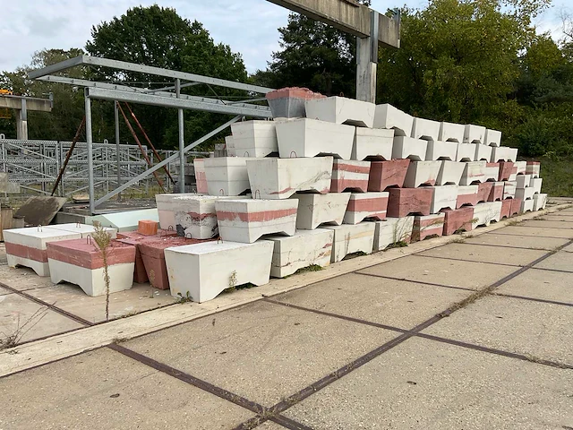Beton blokken - afbeelding 1 van  8