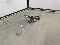 Beton egaliseer machine - afbeelding 1 van  6