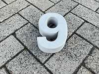 Beton huisnummer 9 klein - afbeelding 4 van  5