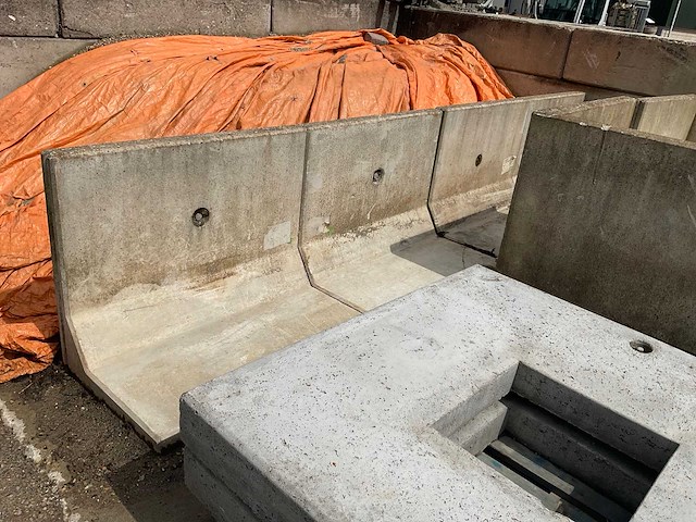 Beton keerwand (6x) - afbeelding 4 van  4