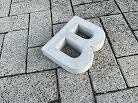 Beton letter b groot - afbeelding 3 van  5