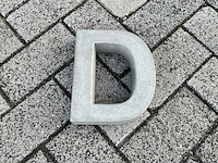 Beton letter d groot - afbeelding 5 van  5