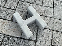 Beton letter h groot - afbeelding 2 van  5