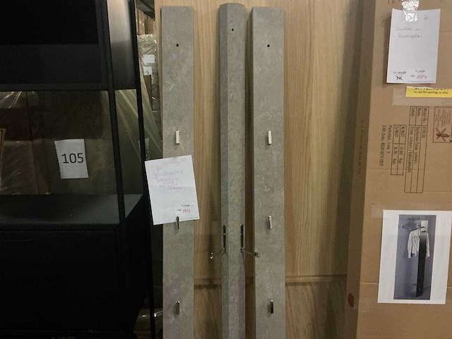 Beton look kapstok (13x) - afbeelding 1 van  4