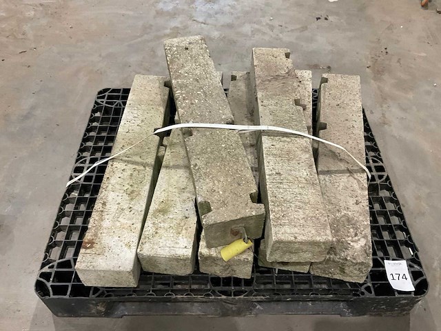 Beton paal (7x) - afbeelding 2 van  3