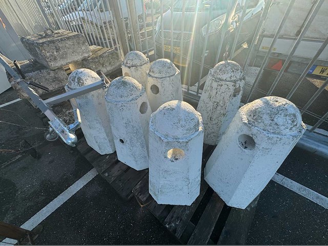 Beton sierpaal (7x) - afbeelding 2 van  2