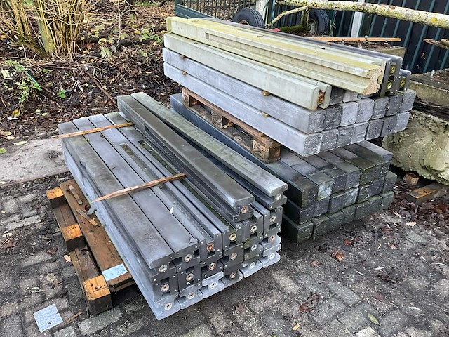Beton sleufpaal 11.5x11.5x180 cm (60x) - afbeelding 1 van  5