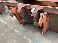 Beton stortbak - afbeelding 1 van  3