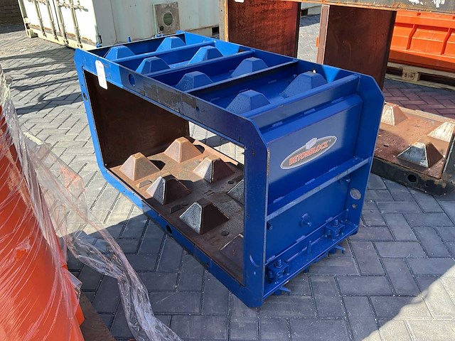 Betonblock mal - afbeelding 3 van  3