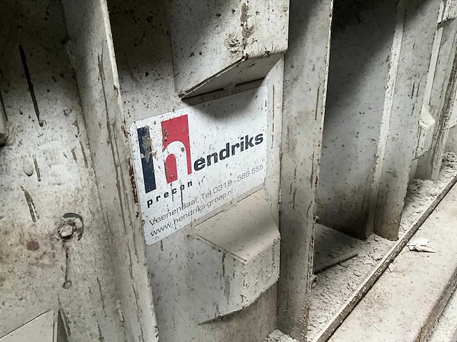 Betonblokmal "lego" 160x80x80 (c) - afbeelding 5 van  5