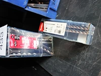 Betonboren makita maten 5, 6, 10 en 12, ruim 50 stuks nieuw, incl. bakje met diverse boortjes. - afbeelding 6 van  6