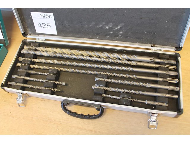 Betonborenset in koffer. - afbeelding 2 van  2