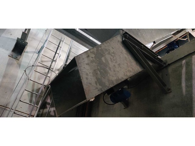 Betonfabriek s.m.c.2 nummer 721 + omg mixer - afbeelding 9 van  92