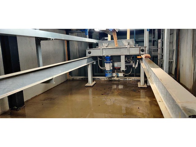 Betonfabriek s.m.c.2 nummer 721 + omg mixer - afbeelding 24 van  92