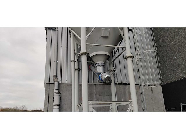 Betonfabriek s.m.c.2 nummer 721 + omg mixer - afbeelding 54 van  92