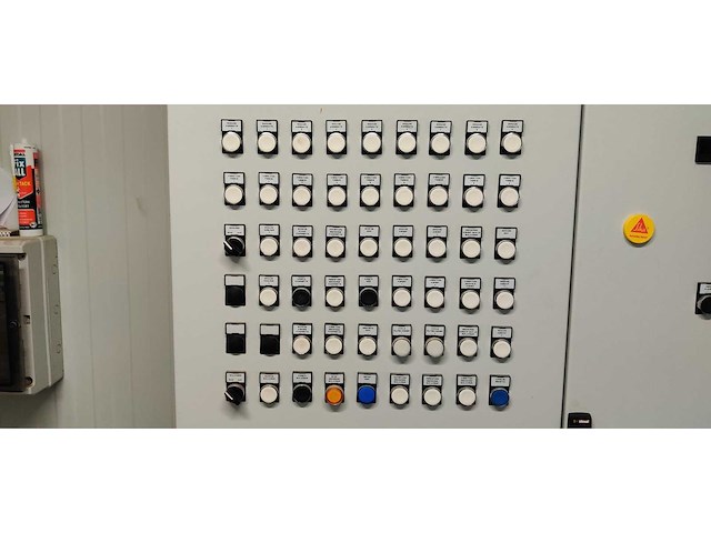 Betonfabriek s.m.c.2 nummer 721 + omg mixer - afbeelding 79 van  92