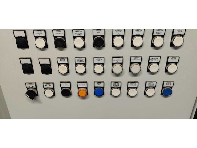 Betonfabriek s.m.c.2 nummer 721 + omg mixer - afbeelding 82 van  92