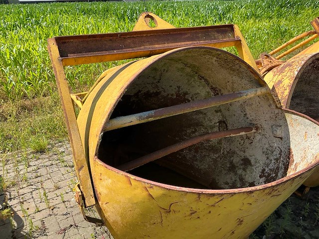 Betonkubel 1000l - afbeelding 4 van  5