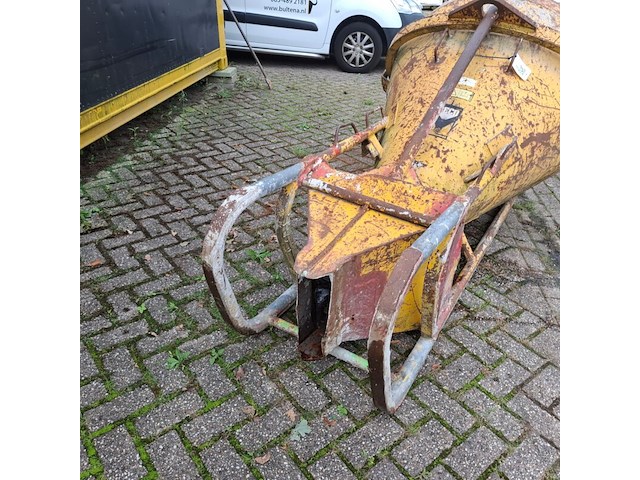 Betonkubel beco - afbeelding 9 van  12