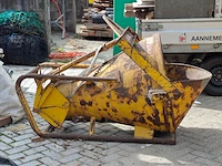 Betonkubel, florian eichinger, 1025, 2002 - afbeelding 2 van  6
