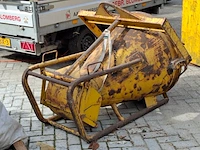 Betonkubel, florian eichinger, 1025, 2002 - afbeelding 3 van  6